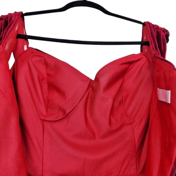 JJs House Womens Burgundy Red Velvet Pleated Side Slit Gown Dress Size 16 NWT - Picture 6 of 8